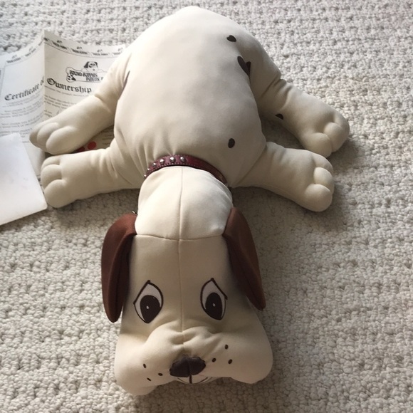 Vintage NEW First Canada Edition Pound Puppy NOS 1984 - Picture 2 of 16